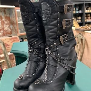 Demonia coffin boots